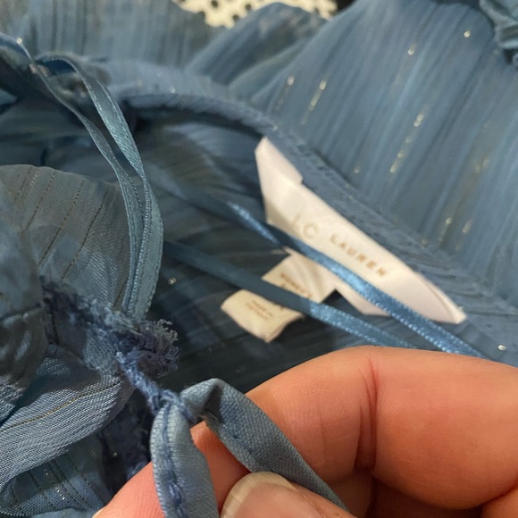 LC Lauren Conrad Flowy Top, size 0X - Picture 6 of 11